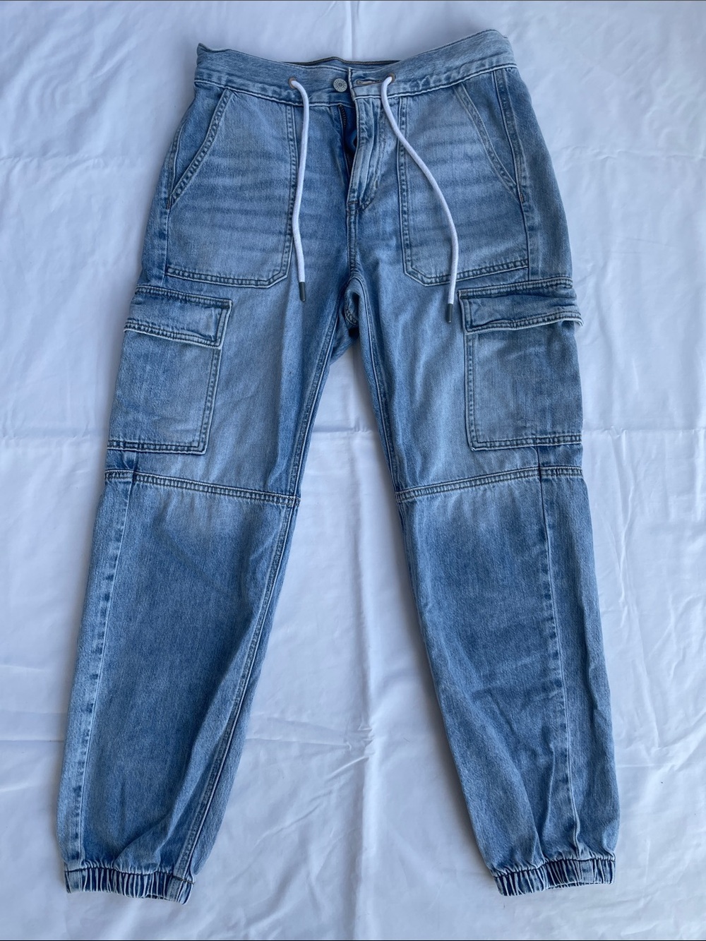 Light Wash Cargo Jogger Jeans with Drawstring